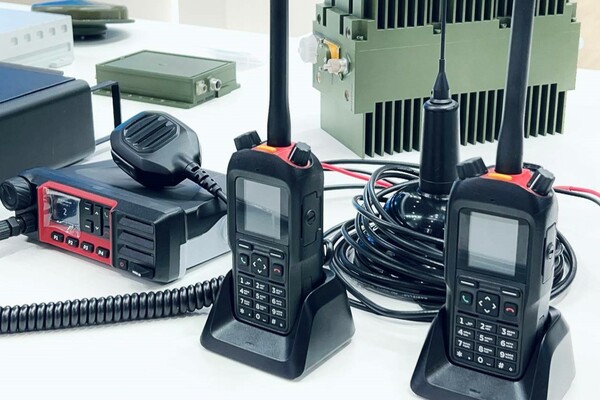 Линейка DMR-радиостанций «Росэлектроники» получила статус ТОРП ...